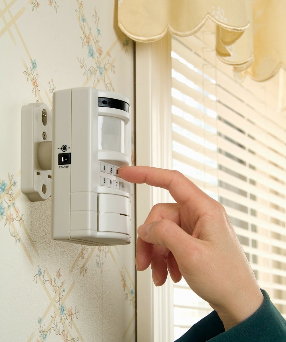 HS4320D Wireless Motion Sensor with Keypad in Use 1